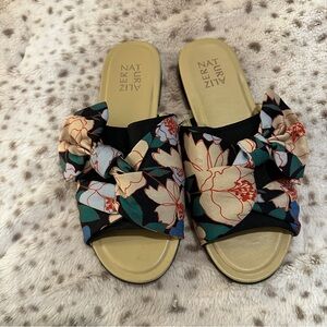 Naturalizer Women's Floral Bow Sandals - Black and Multicolor